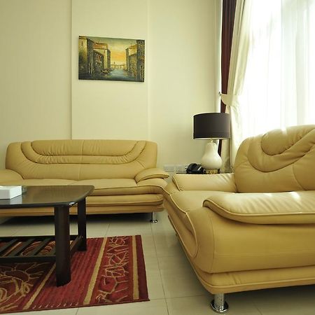 Center Ville Hotel Abu Dhabi Bagian luar foto